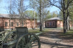 Jalkaväkimuseon pihapiiri.