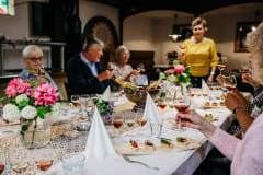 Viininmaistelu. Winetasting.