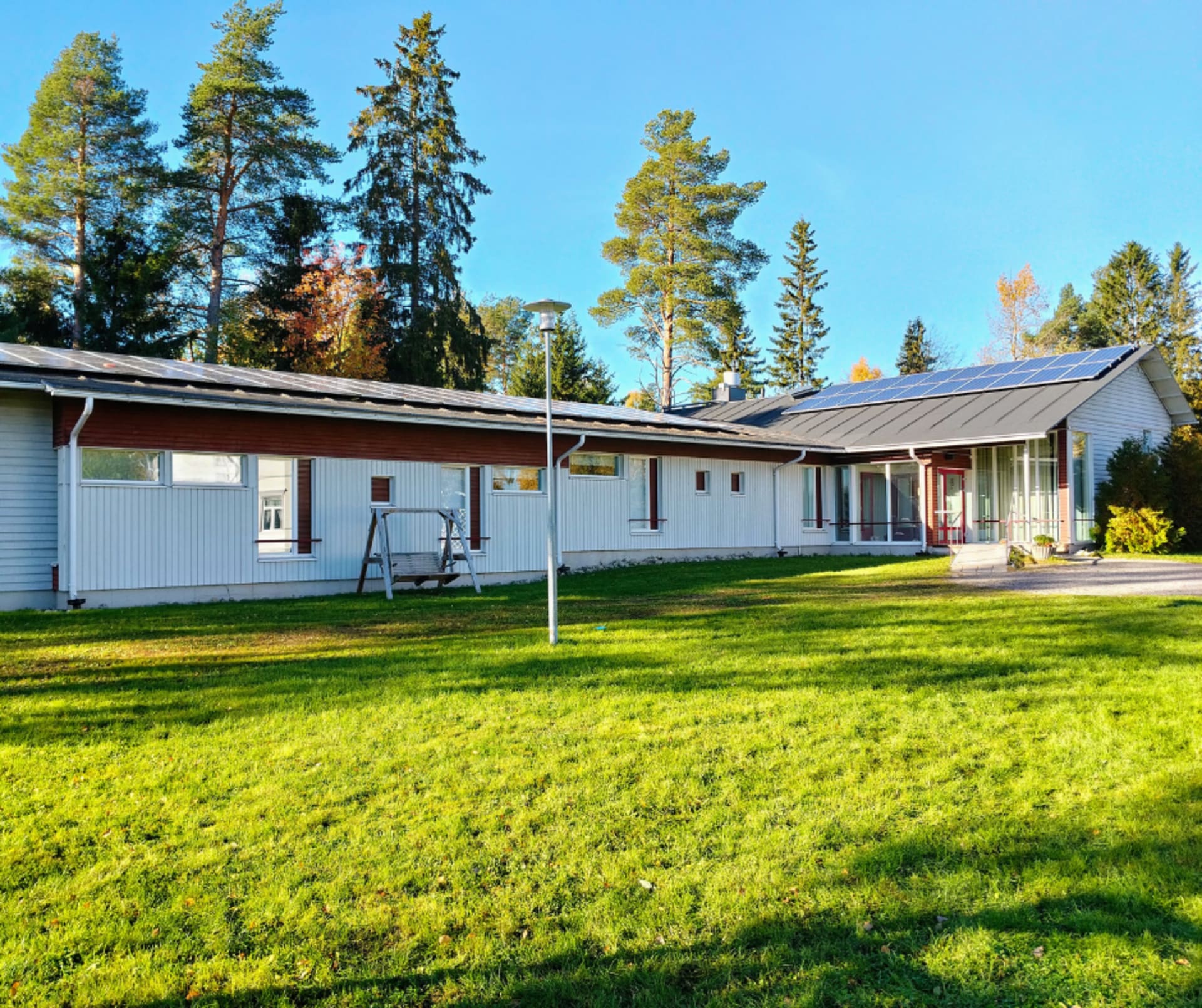 Unelma accommodation building in summer