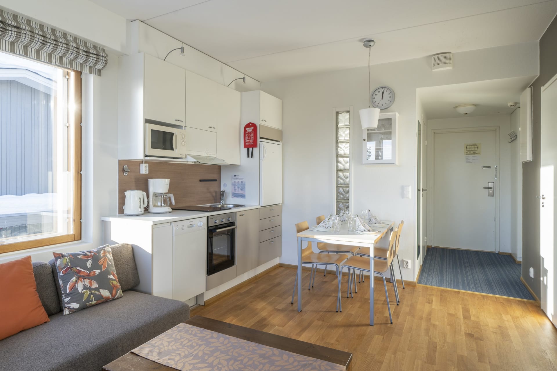 PyhäSuites43 kitchen and living room