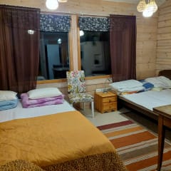 Extrabeds to livingroom available.