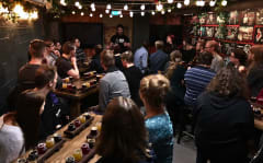 Olut-tasting Mallaskellarissa