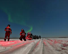 Revontuliseikkailu moottorikelkalla