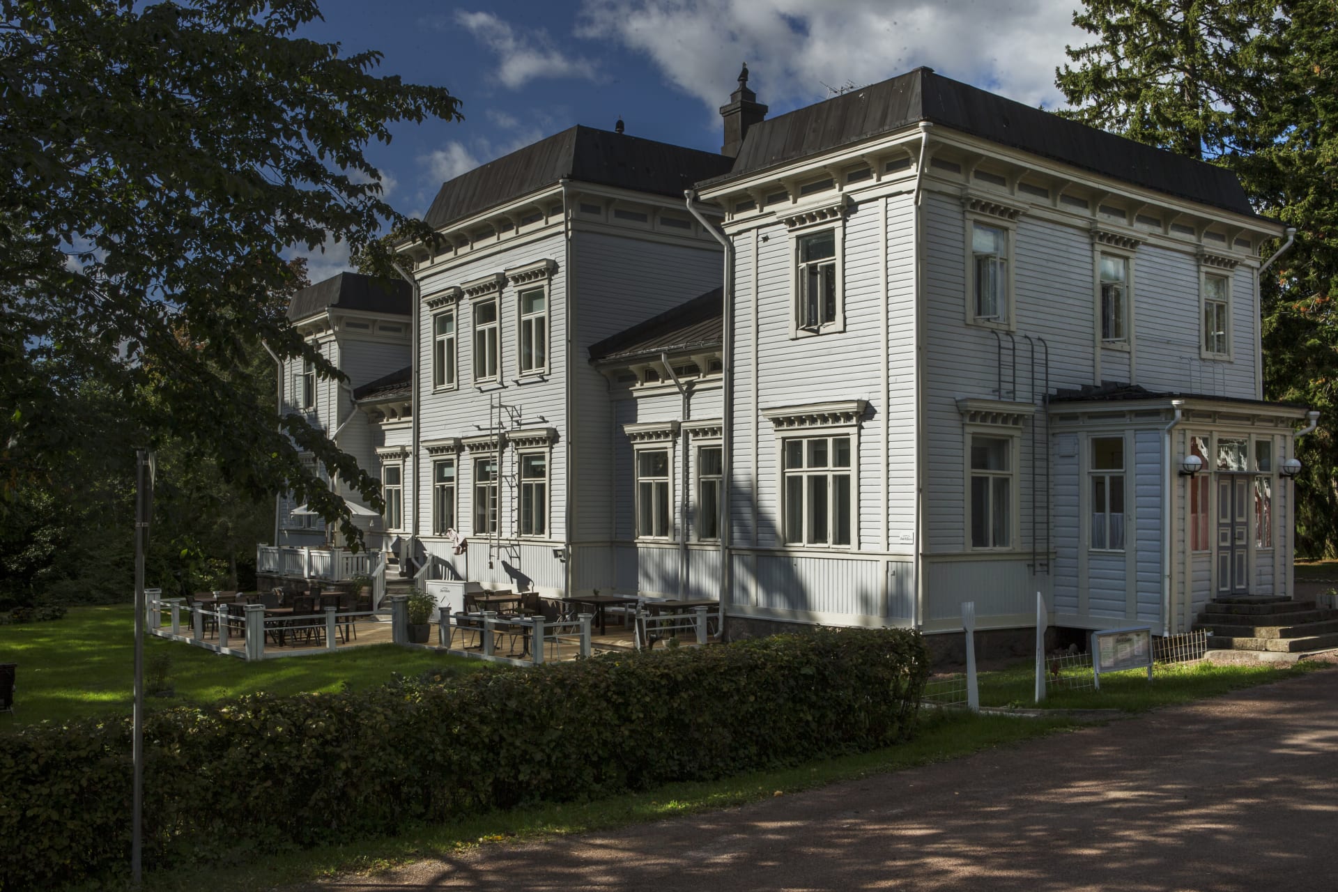 Accommodation in Manor House