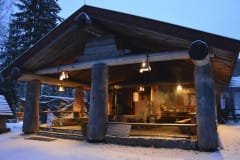 Naisten turvesaunaillat maailman suurimmassa savusaunassa