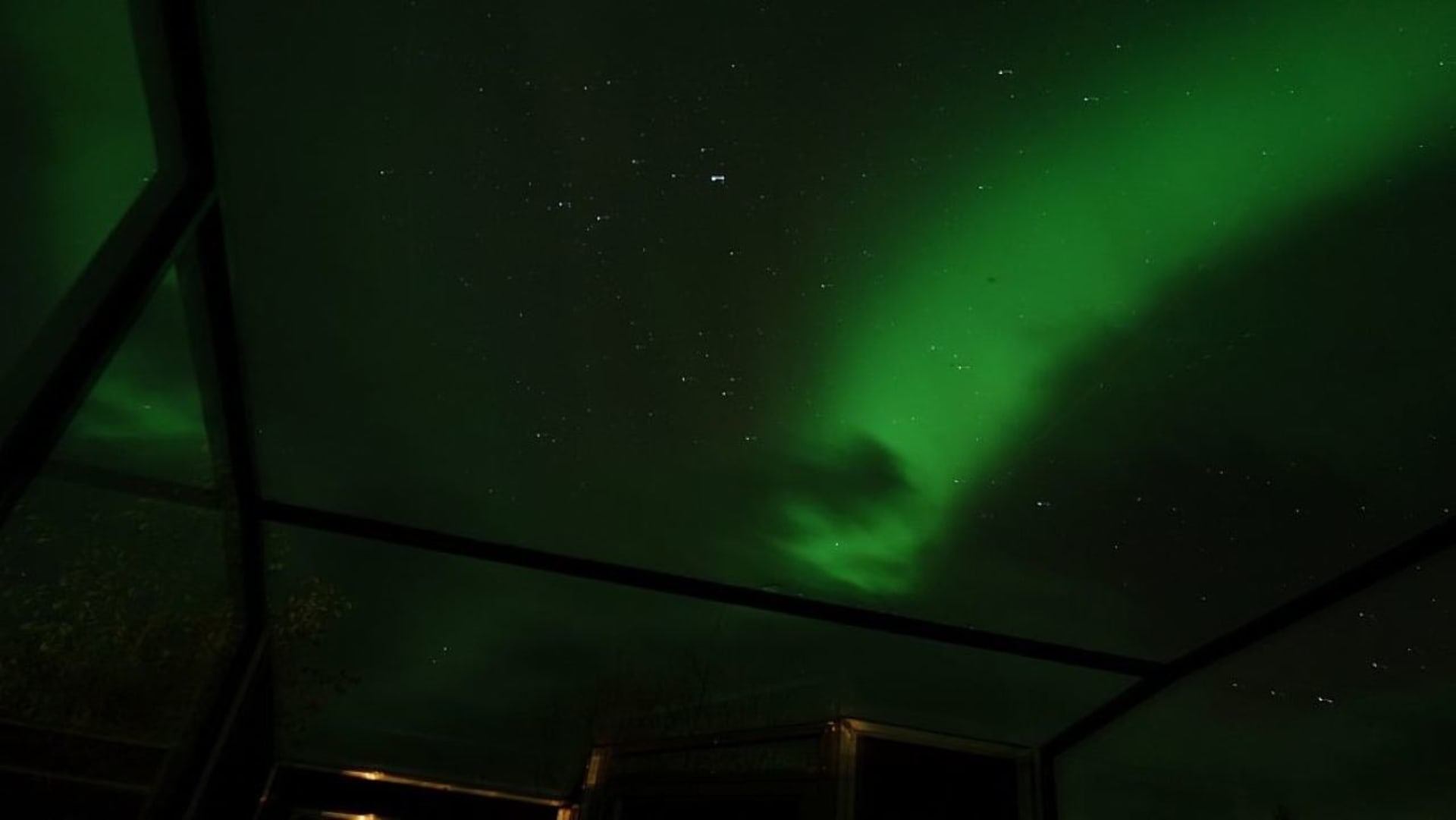 Aurora Nest: Arctic Glass House for Hunting Northern Lights