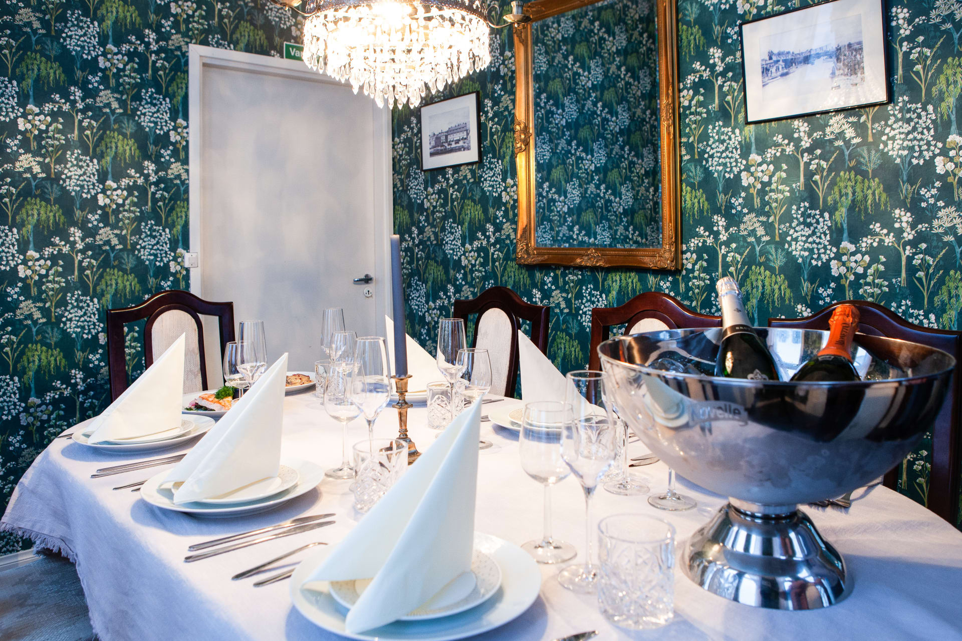 Saariston svengaavin kahvila Saariston svengaavin kahvila