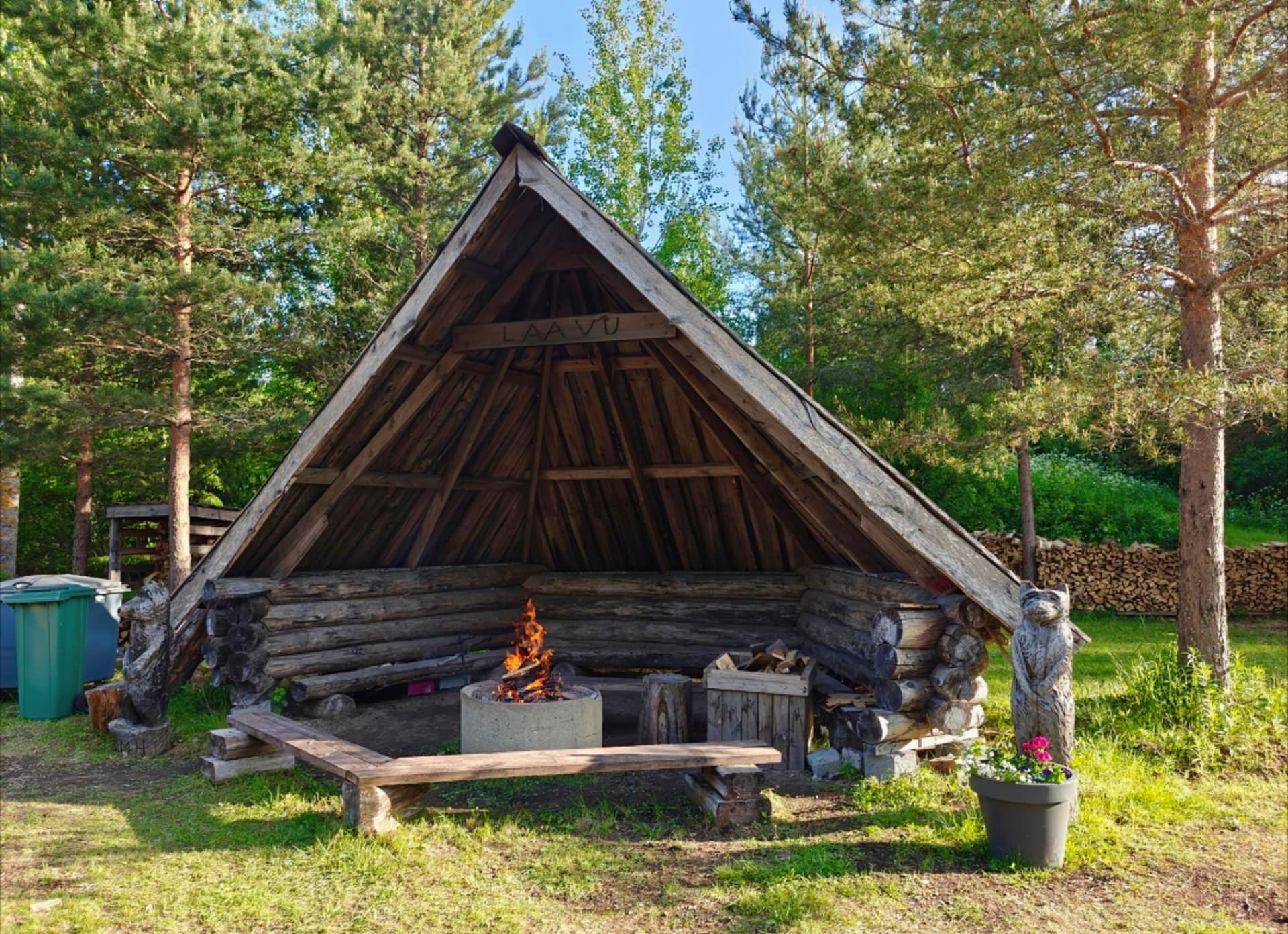 Matkaparkin laavu Matkaparkin laavu