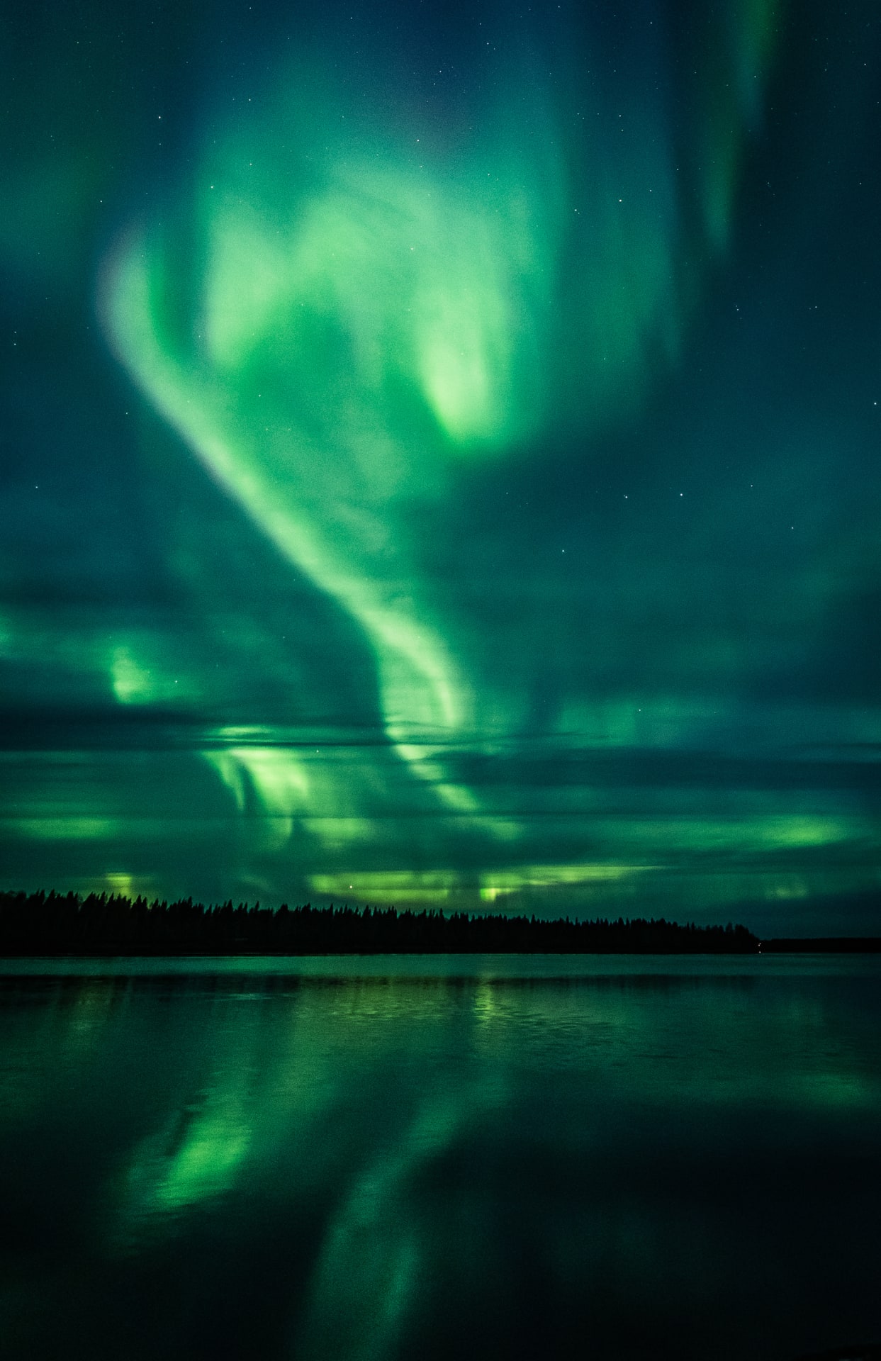 The Northern Light During Autumn