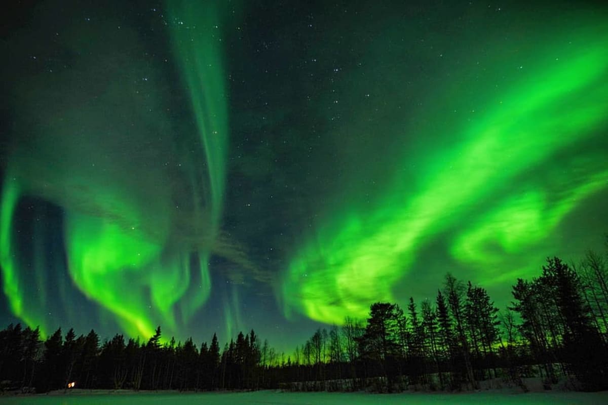 Northern Lights Hunting Adventure in Lapland | Visit Finland