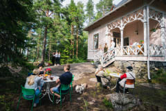 Lettukahvila Kalliolinna - Sympaattinen kesäkahvila Sulosaaressa