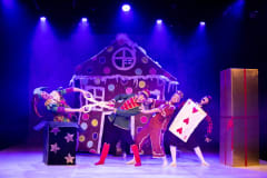 Lahjojen aika - Koko perheen lumoava joulusatu.