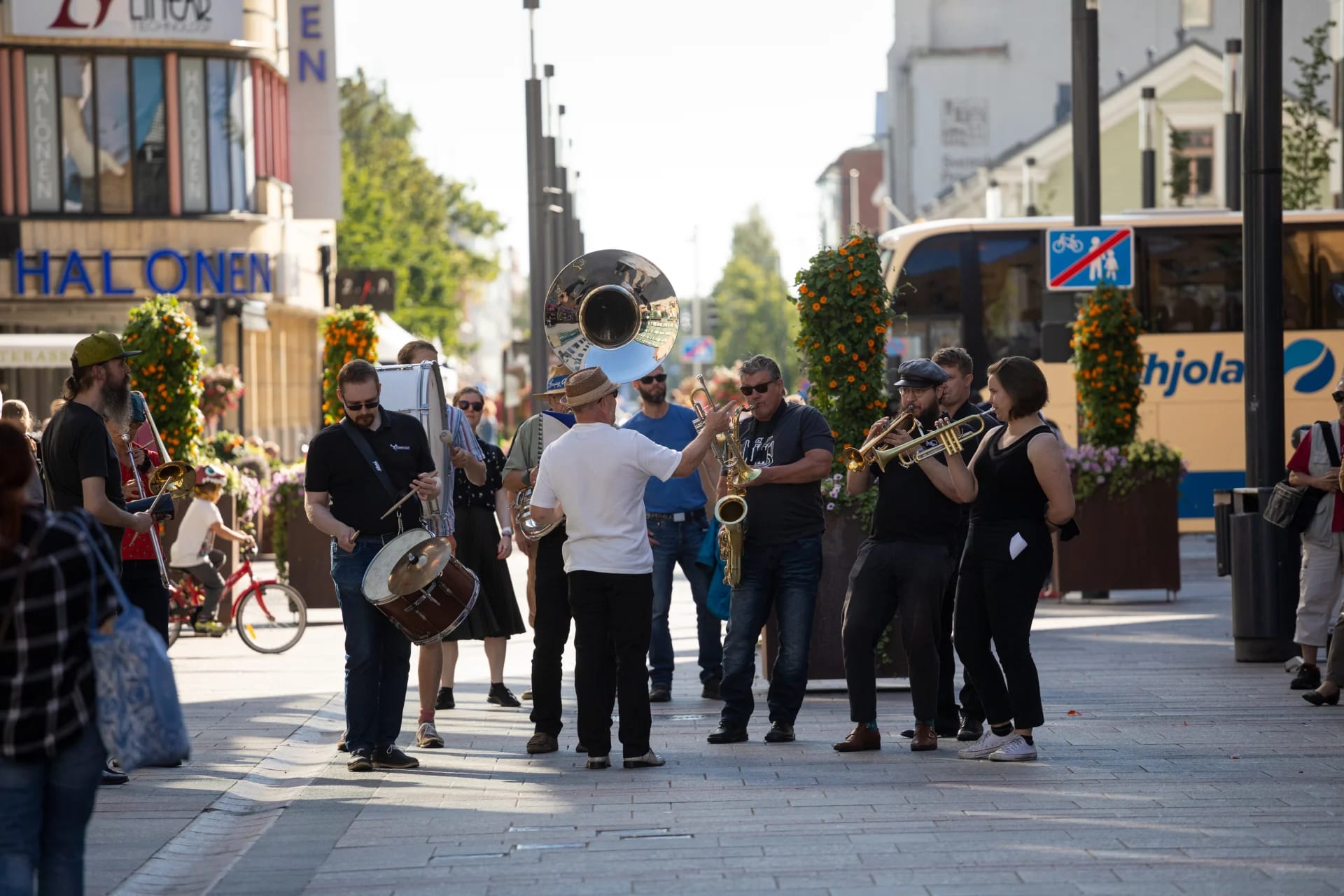 Musicians in the city centre