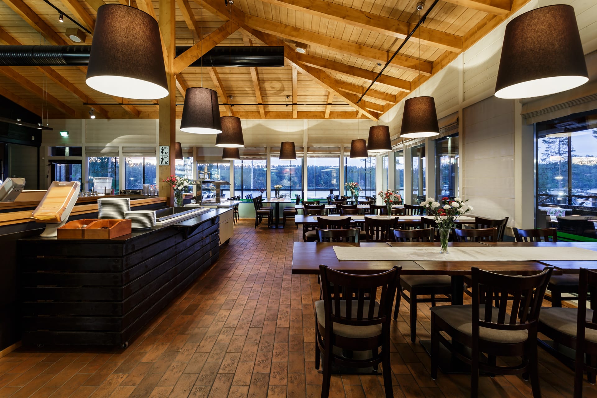 Restaurant Paviljonki on the shore of lake Saimaa
