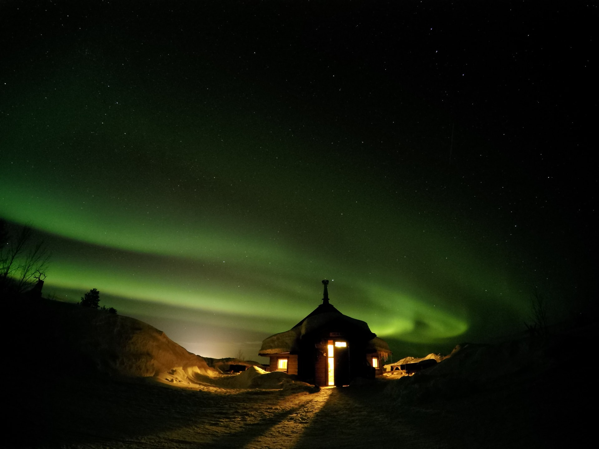 Reindeer sleigh ride to search for the northern lights in Kuusamo