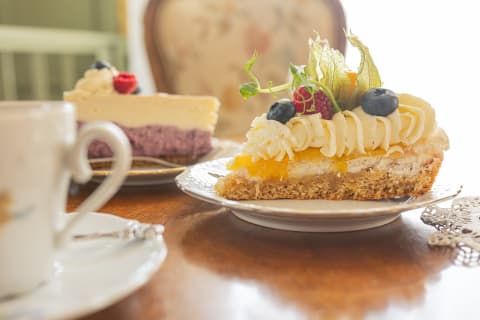 Pääsiäisen leivonnaiset Langin Kauppahuoneelta!