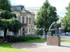 Kulttuurikävely – Veistos- tai kirjailijakierros